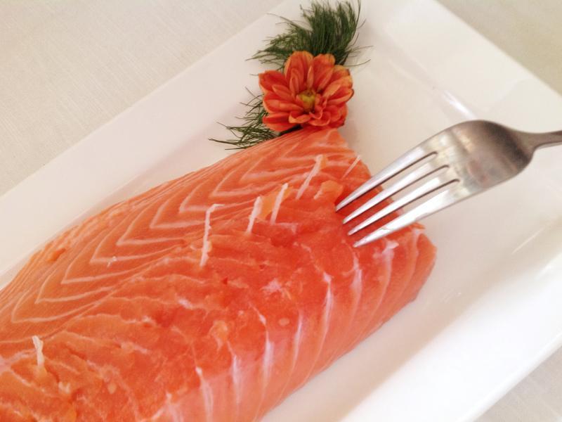 ŷSaumon Gravlax