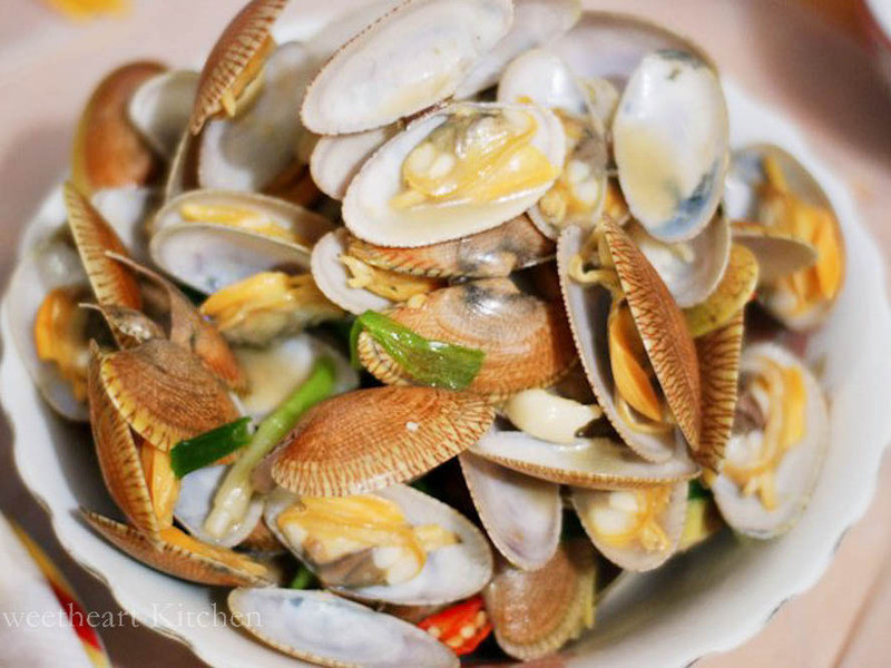 Ƴ SPICY CLAM IN CHINESE WINE SAUCE