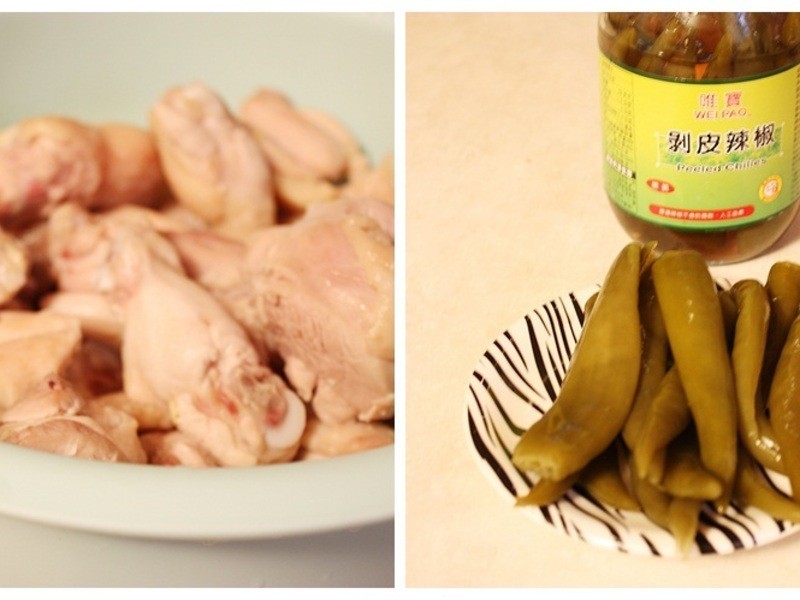 ̲ƤPeeled Chilies chicken soup