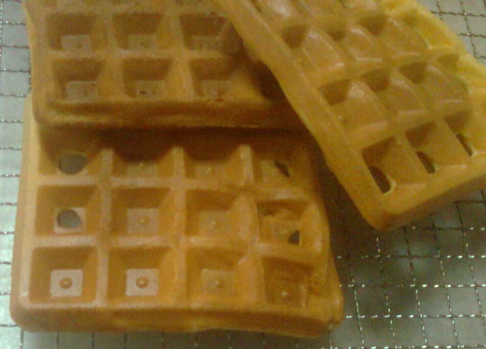 (WAFFLES)