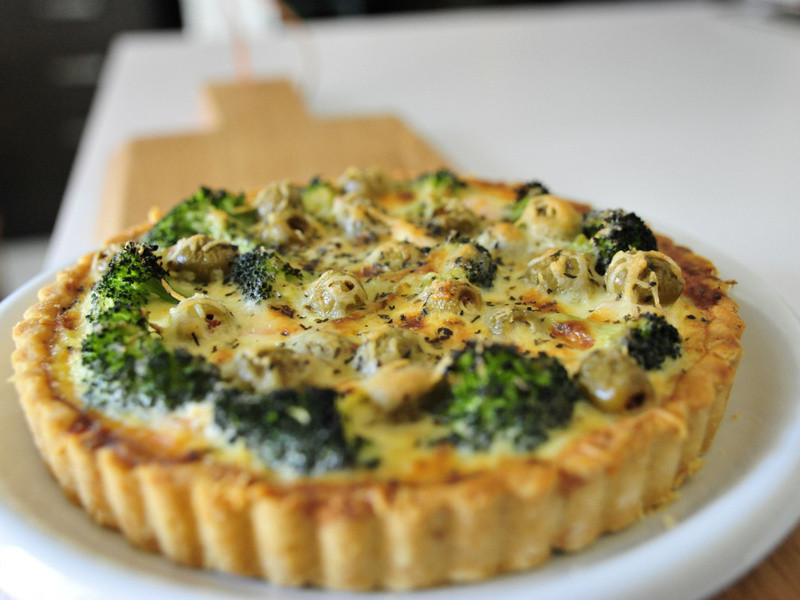 Ϻ | Shrimp & Green Olives Quiche