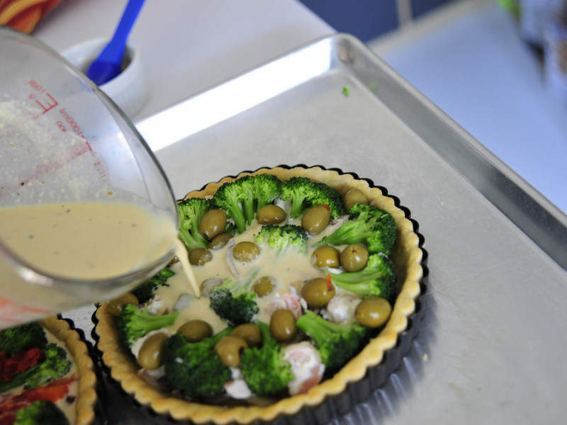 Ϻ | Shrimp & Green Olives Quiche