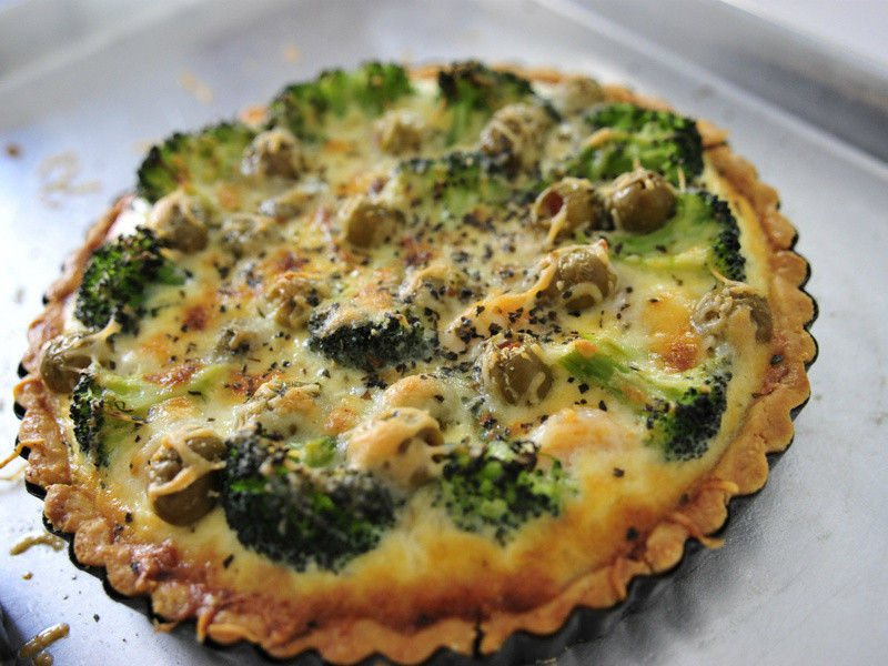 Ϻ | Shrimp & Green Olives Quiche