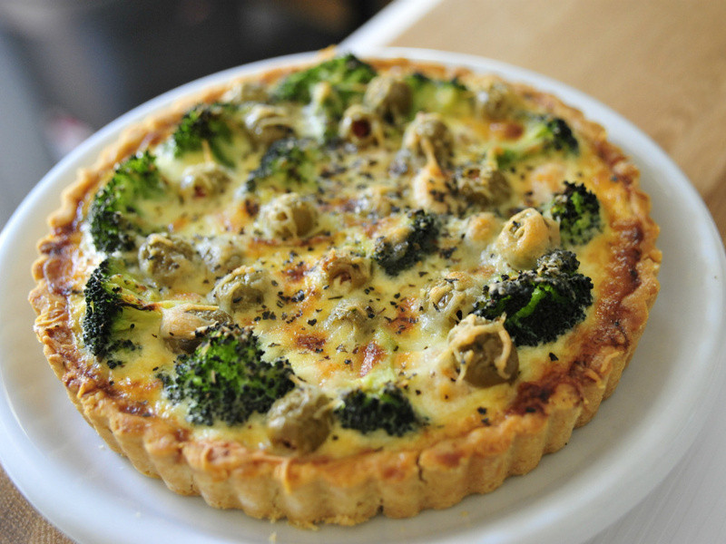 Ϻ | Shrimp & Green Olives Quiche